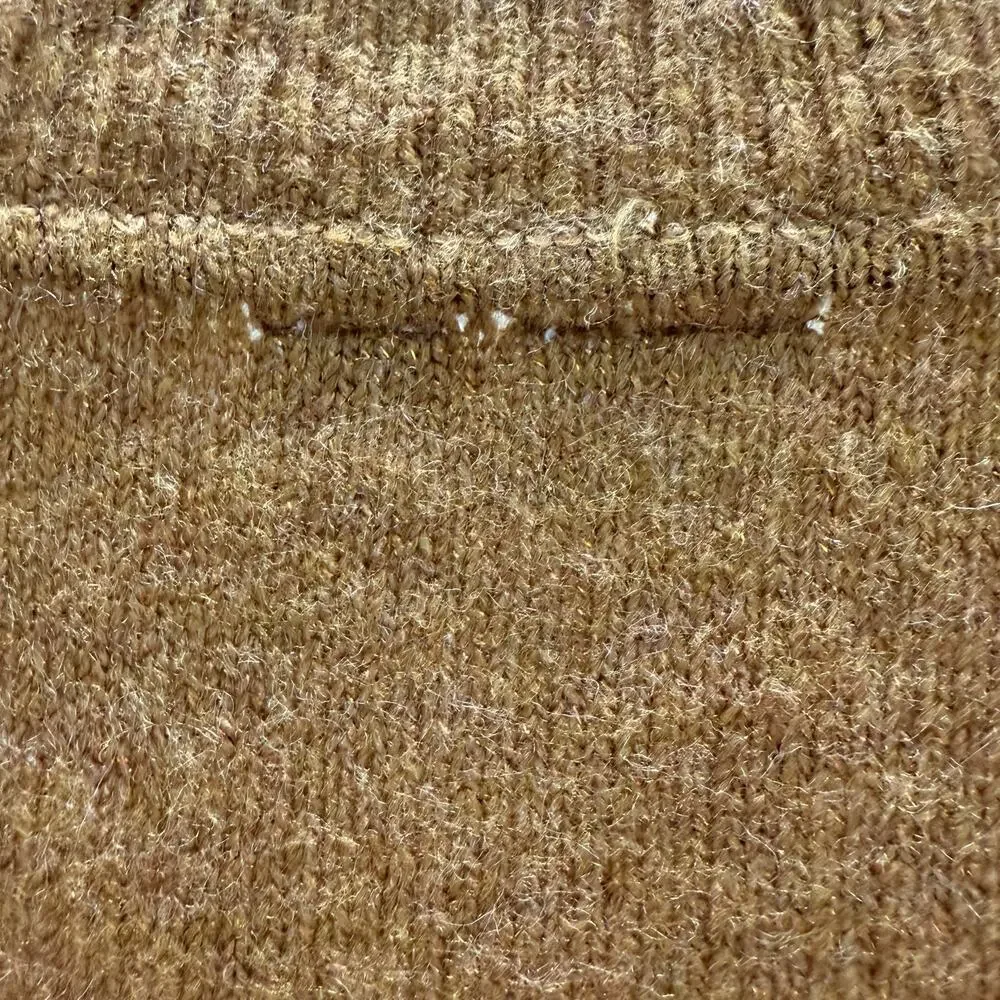 GAP Womens Forever Cozy V-Neck Sweater Rich Camel Sparkle XL NEW - Picture 8 of 8
